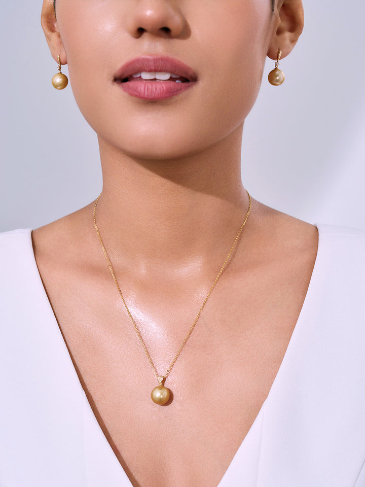 18K Solid Gold South Sea Golden Pearl Necklace KN00353