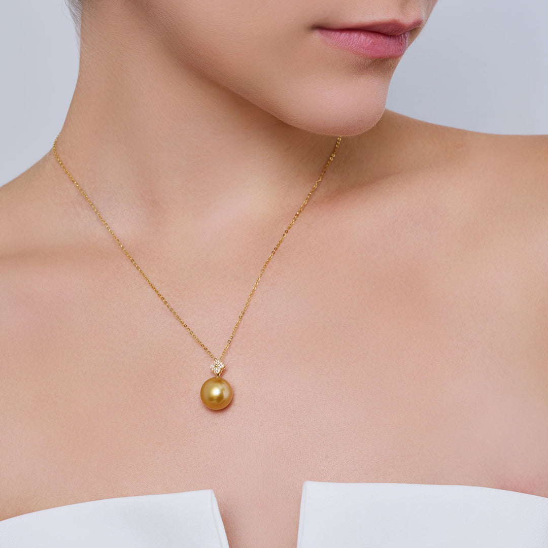 18K Solid Gold South Sea Golden Pearl Necklace KN00358