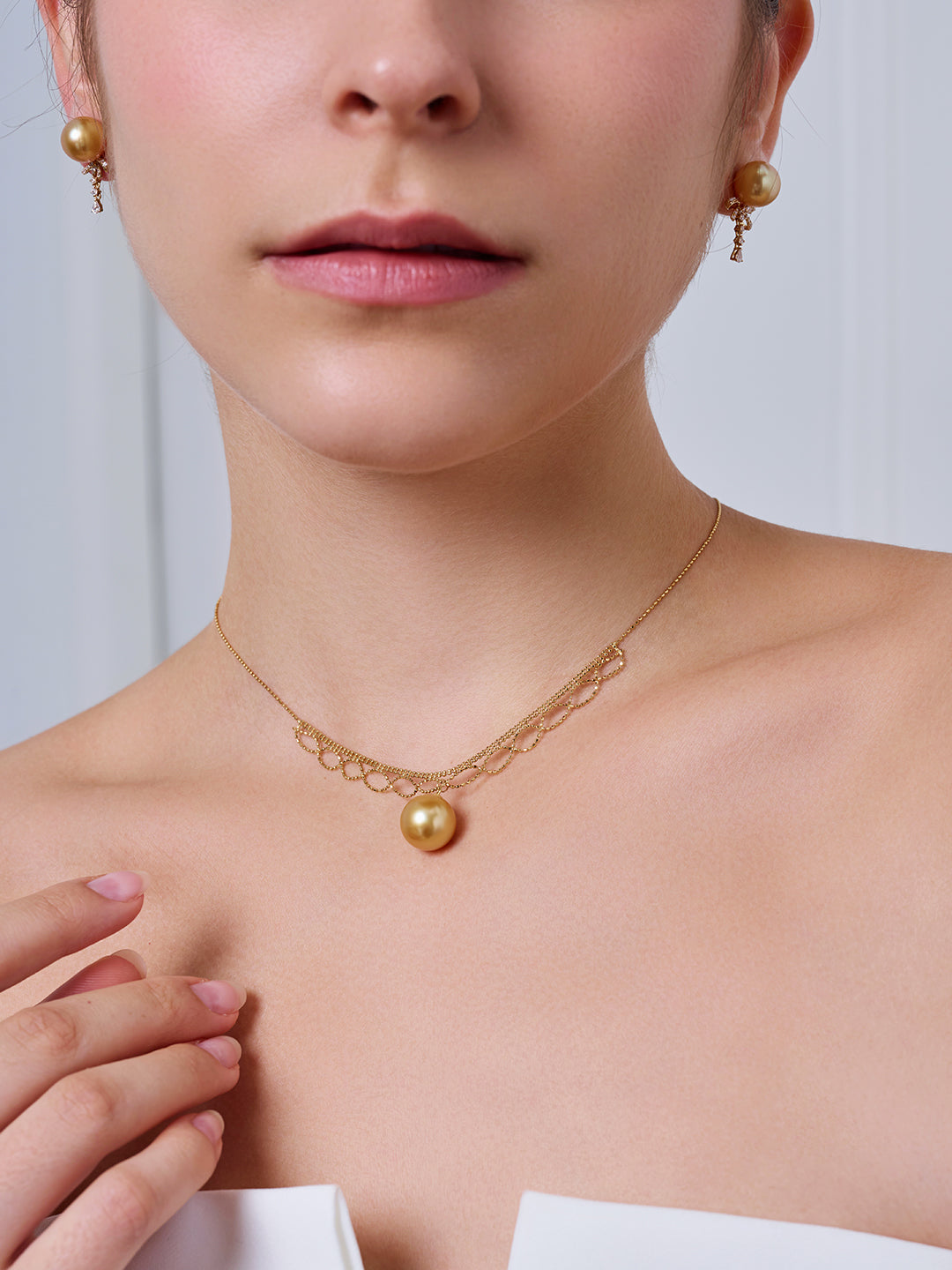 18K Massives Gold Südsee Goldene Perlenkette KN00366