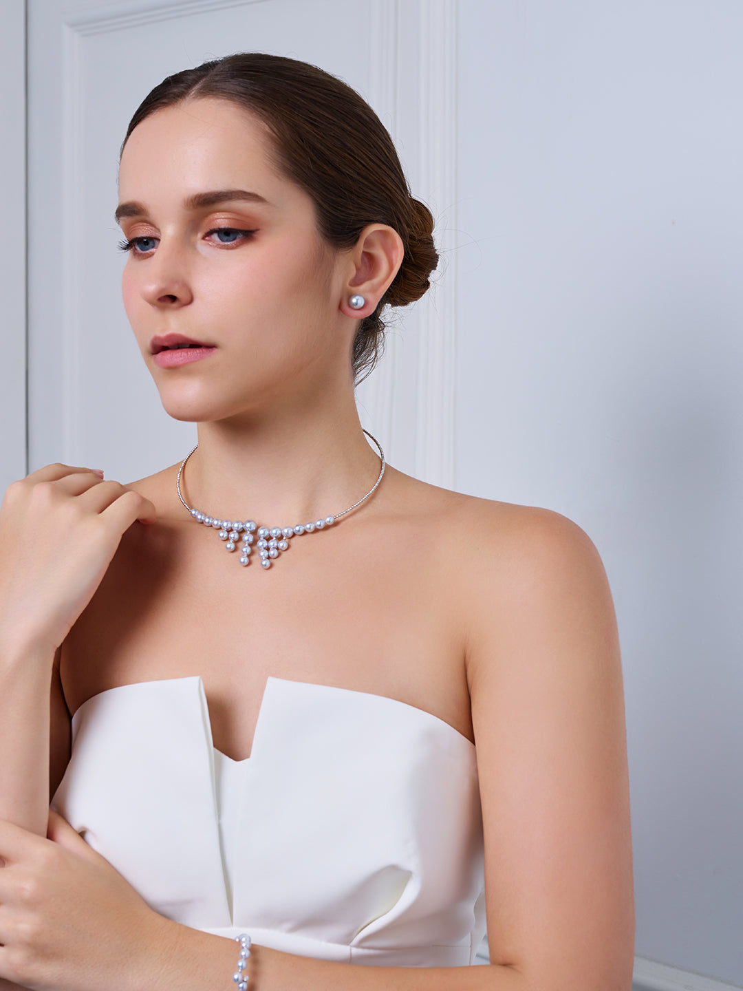 18K Solid Gold Silver Blue Akoya Pearl Necklace KN00368