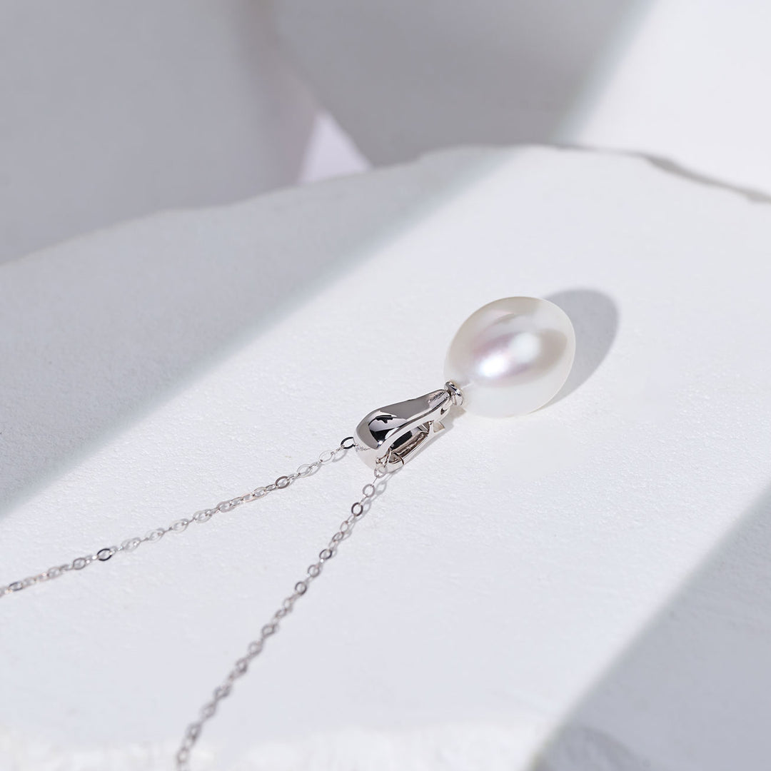 Collier en perles d'eau salée blanche australienne en or massif 18 carats KN00369