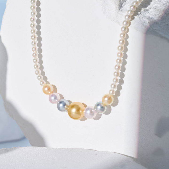 Collier en perles Akoya en or massif 18 carats KN00377