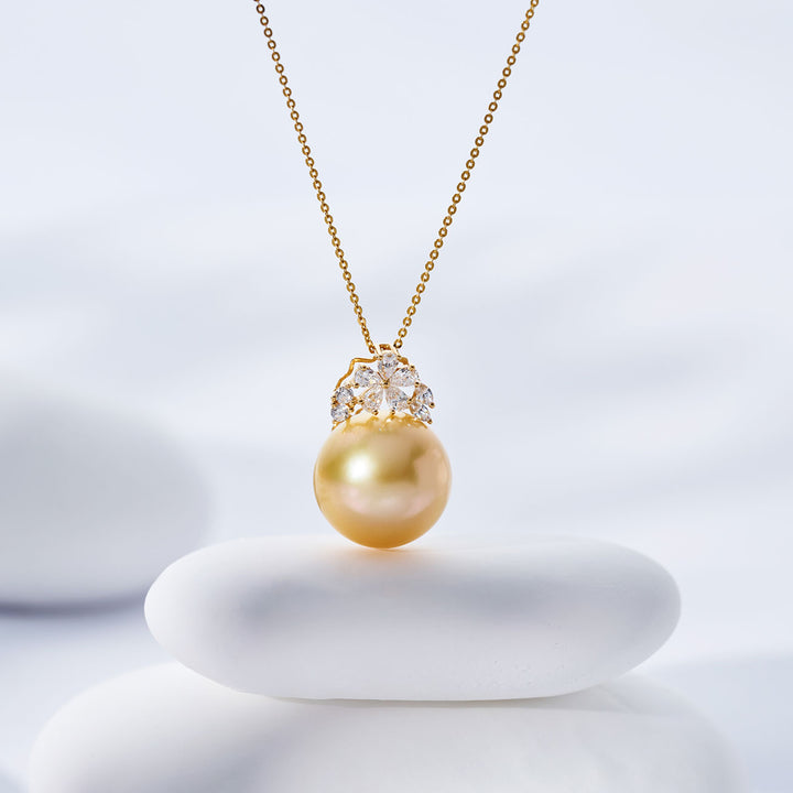 18K 솔리드 골드 남해 골든 진주 목걸이 KN00378