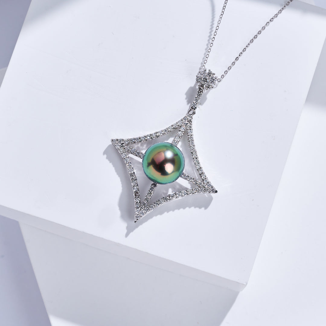 قلادة لؤلؤ تاهيتي مائي مالح مع ألماس وذهب صلب 18 قيراط KN00391