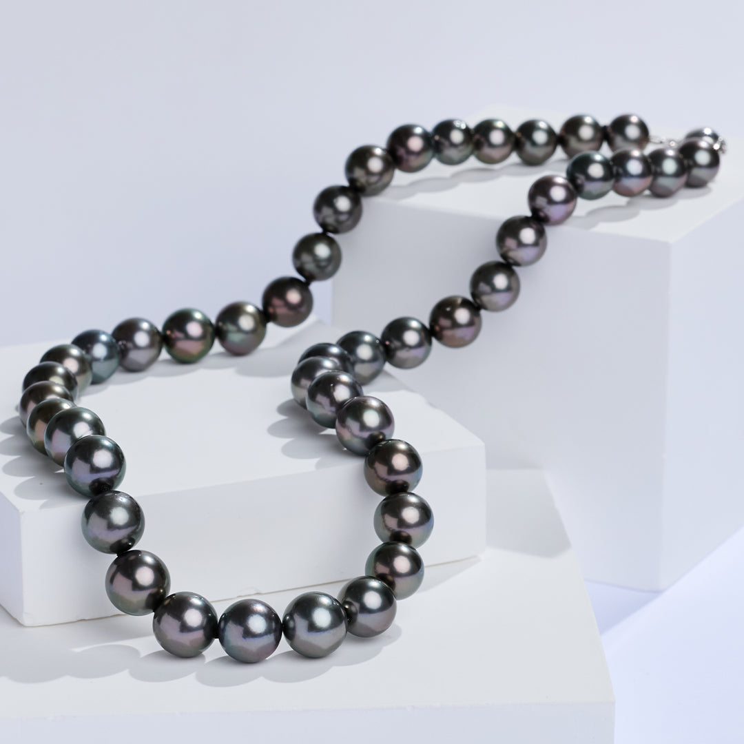 Collier en or massif 18 carats PEACOCK avec perle tahitienne KN00394