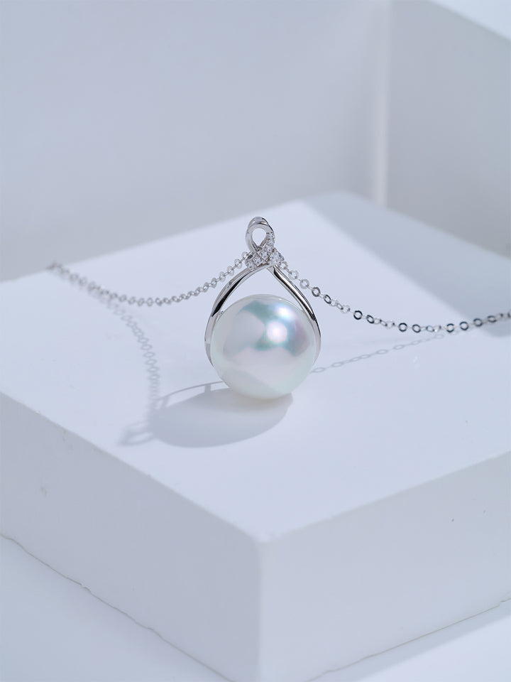 Top Lustre 18K Gold Australian White Pearl Necklace KN00402