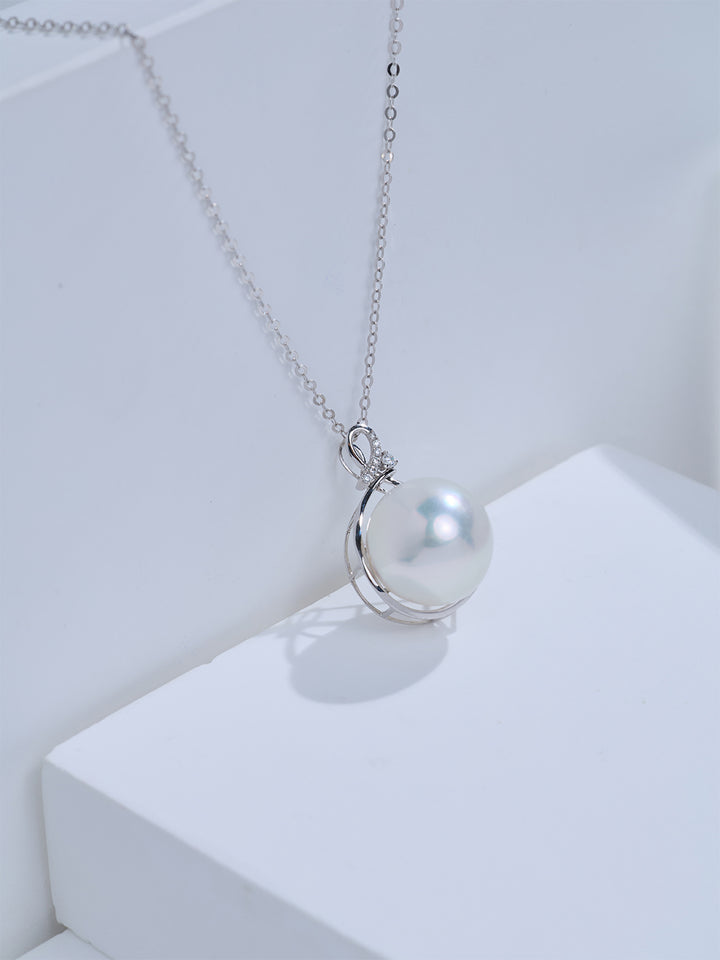 Top Lustre 18K Gold Australian White Pearl Necklace KN00402