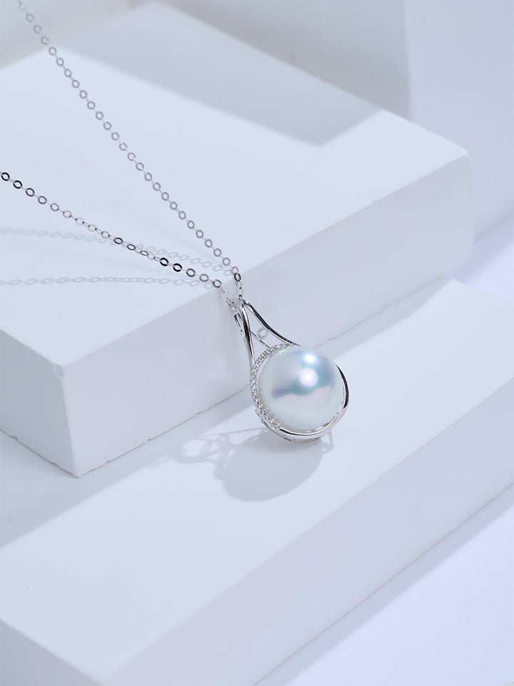 Top Lustre 18K Gold Australian White  Pearl Necklace KN00403