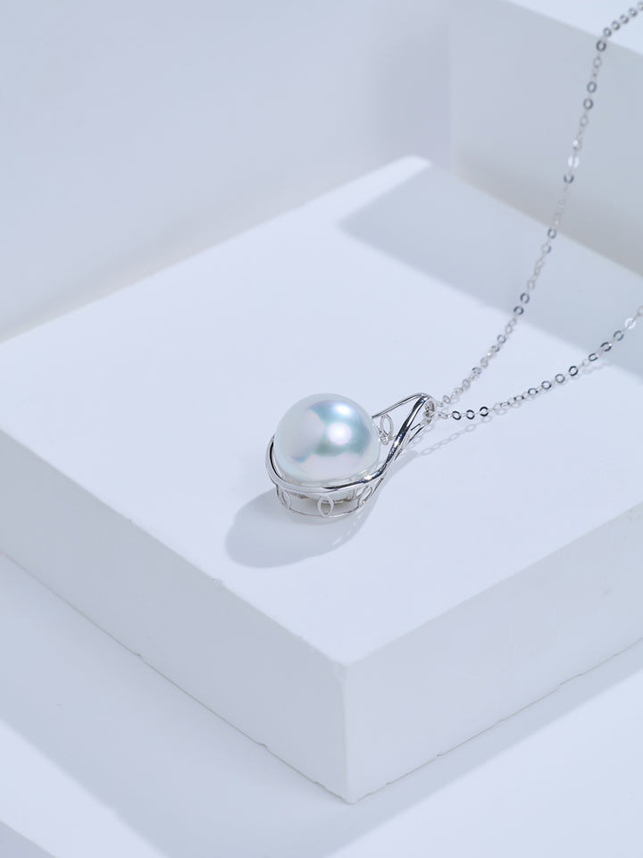 Top Lustre 18K Gold Australian White  Pearl Necklace KN00403