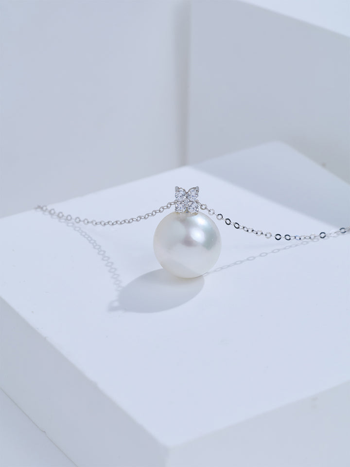 Top Lustre 18K Gold Australian White Pearl Necklace KN00404