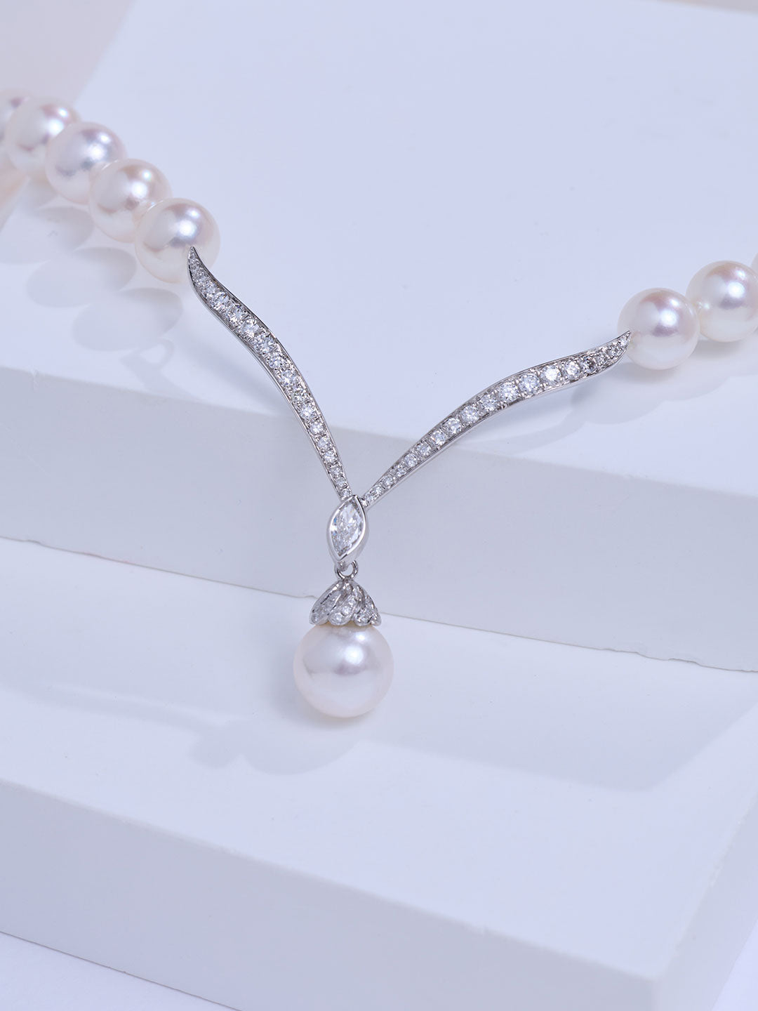 Top Grade 18k Solid Gold Akoya Pearl Necklace KN00408 | FIRST DANCE