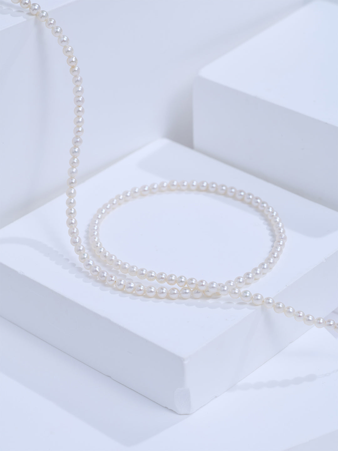 18K Solid Gold Freshwater Pearl Necklace KN00413