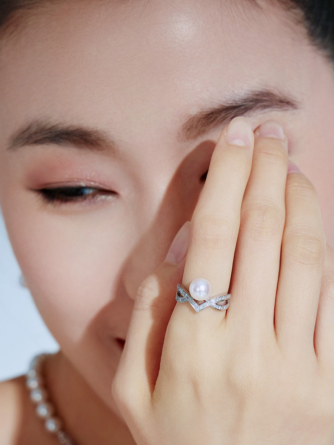 Bague en or massif 18 carats avec perles Akoya Hanadama et diamants KR00042 | Désir