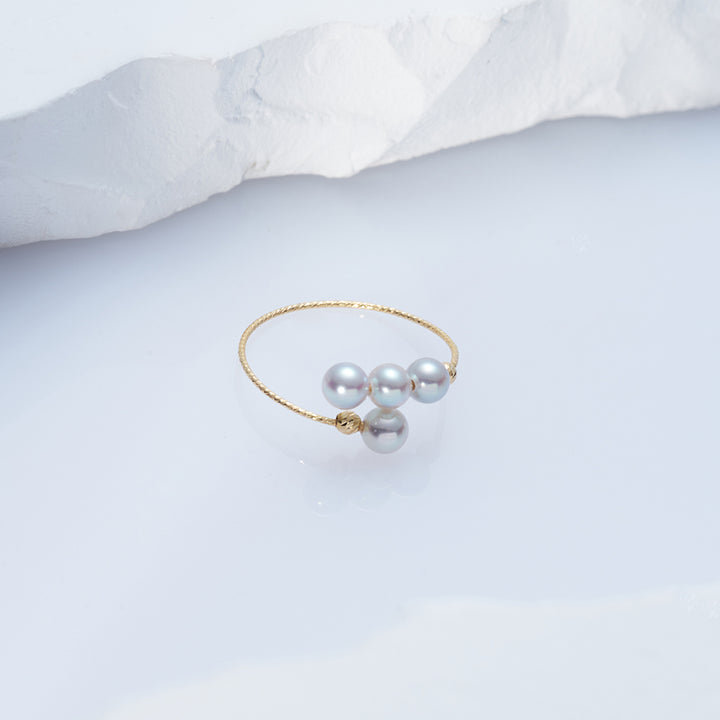 Anello in oro 18 carati con perle d'acqua dolce KR00018