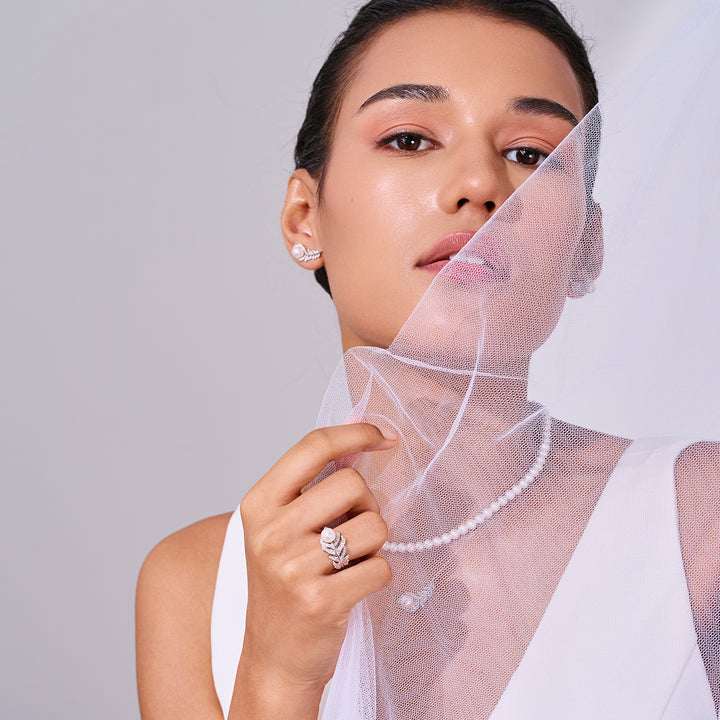 18K纯金钻石Akoya Hanadama珍珠戒指 KR00112 | FEATHER