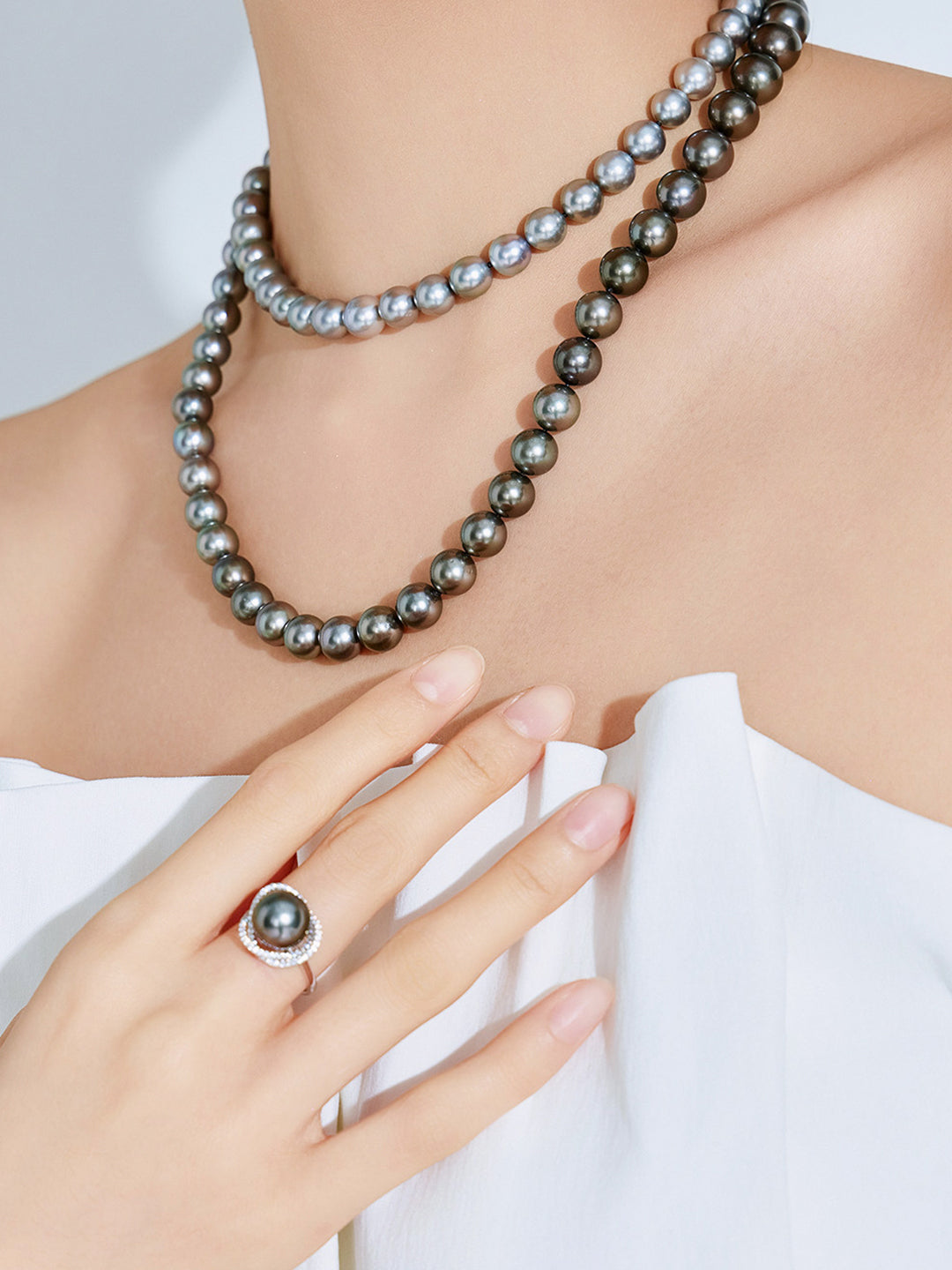 18K Solid Gold Aurora Peacock Tahitian Pearl Necklace KN00091