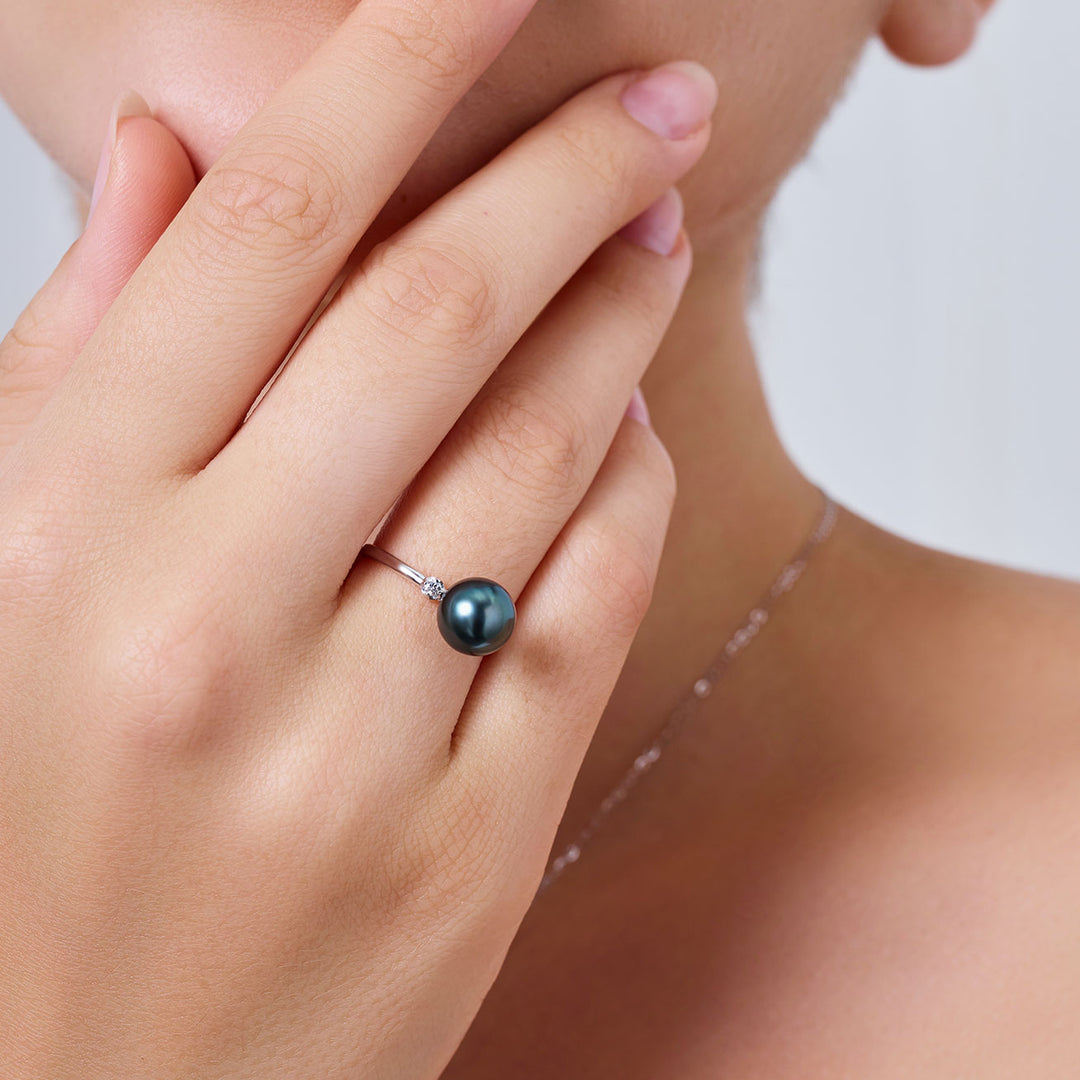Anillo de perla tahitiana con diamante de 18K KR00147