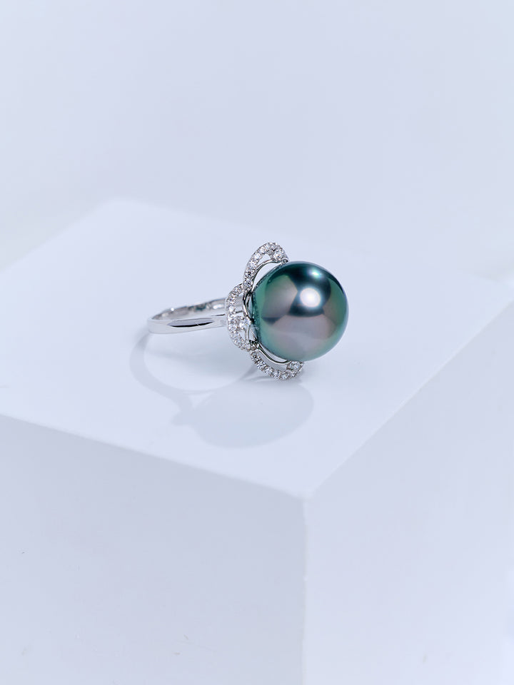 Top Lustre 18K Solid Gold Tahitian Pearl Ring KR00154