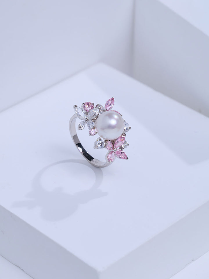 18K Top Grade Akoya Pearl Ring KR00155