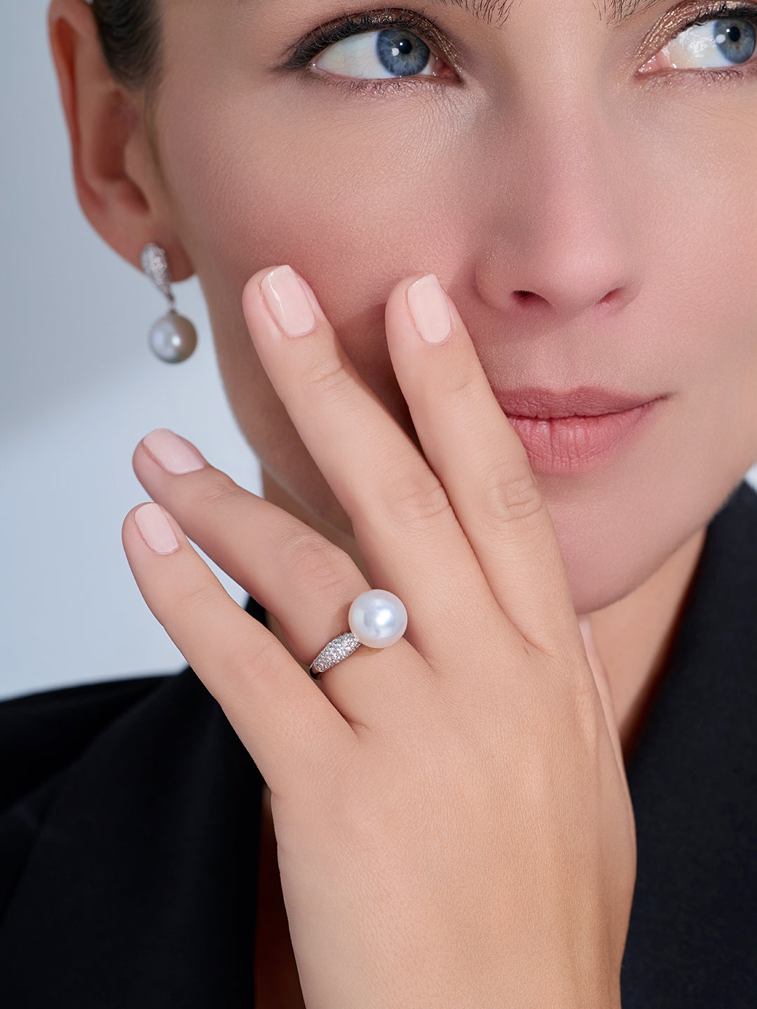 Bague en perle blanche australienne de qualité supérieure en or 18 carats KR00156