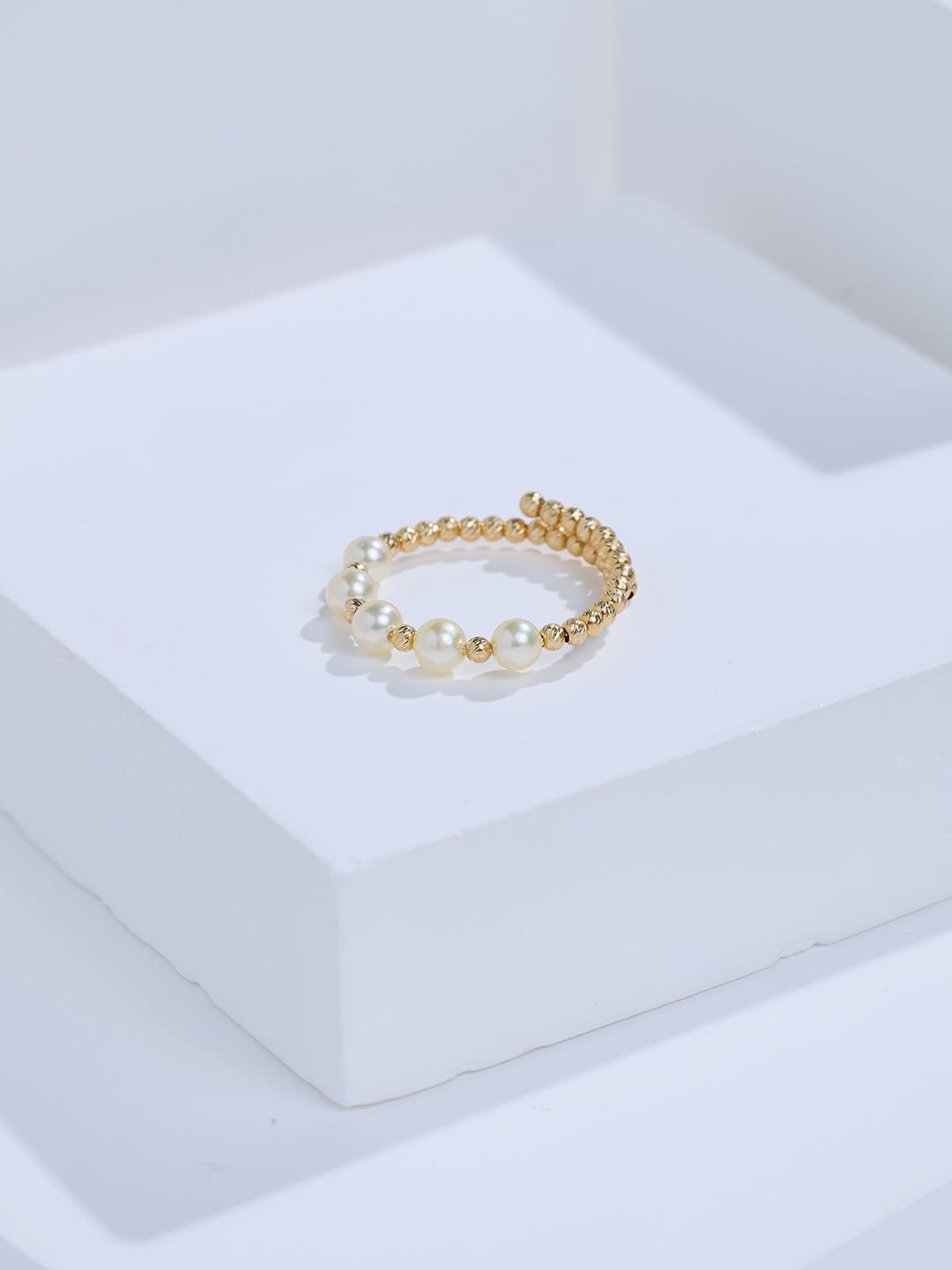 Top Grade 18k Solid Gold Akoya Pearl Ring KR00157