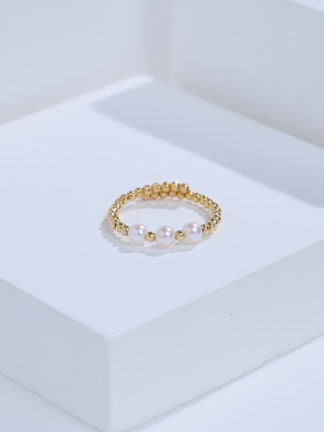 Top Grade 18k Solid Gold Akoya Pearl Ring KR00160