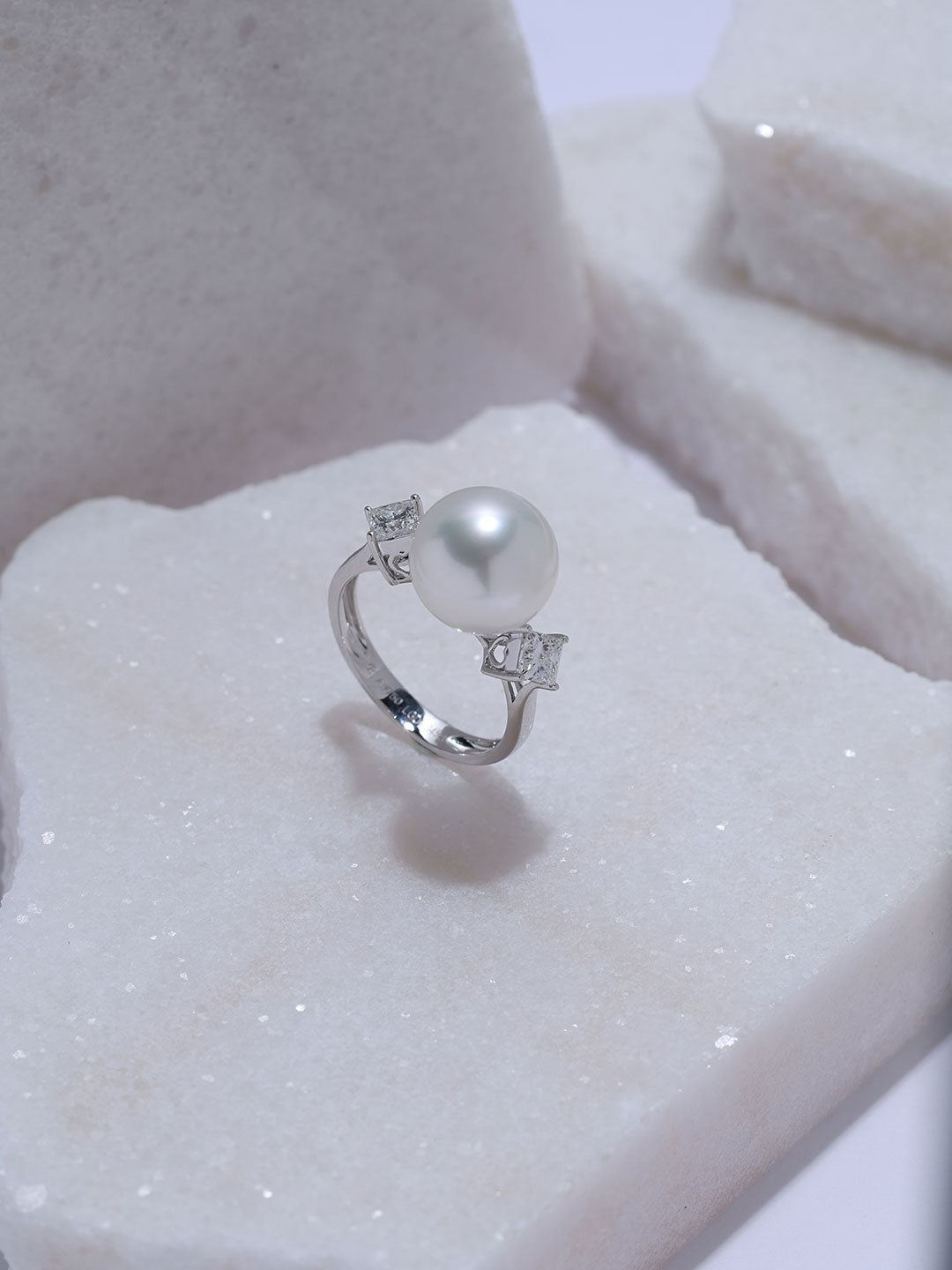 Cincin Mutiara Putih Australia Emas 18K Gred Terbaik KR00175 | POSSIBILITIES