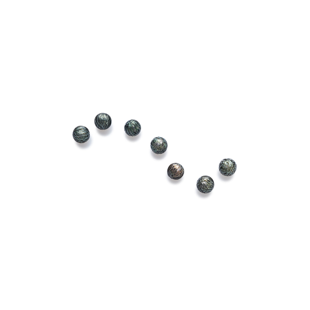 Second Grade Round Tahitian Pearls WA00102 - PEARLY LUSTRE