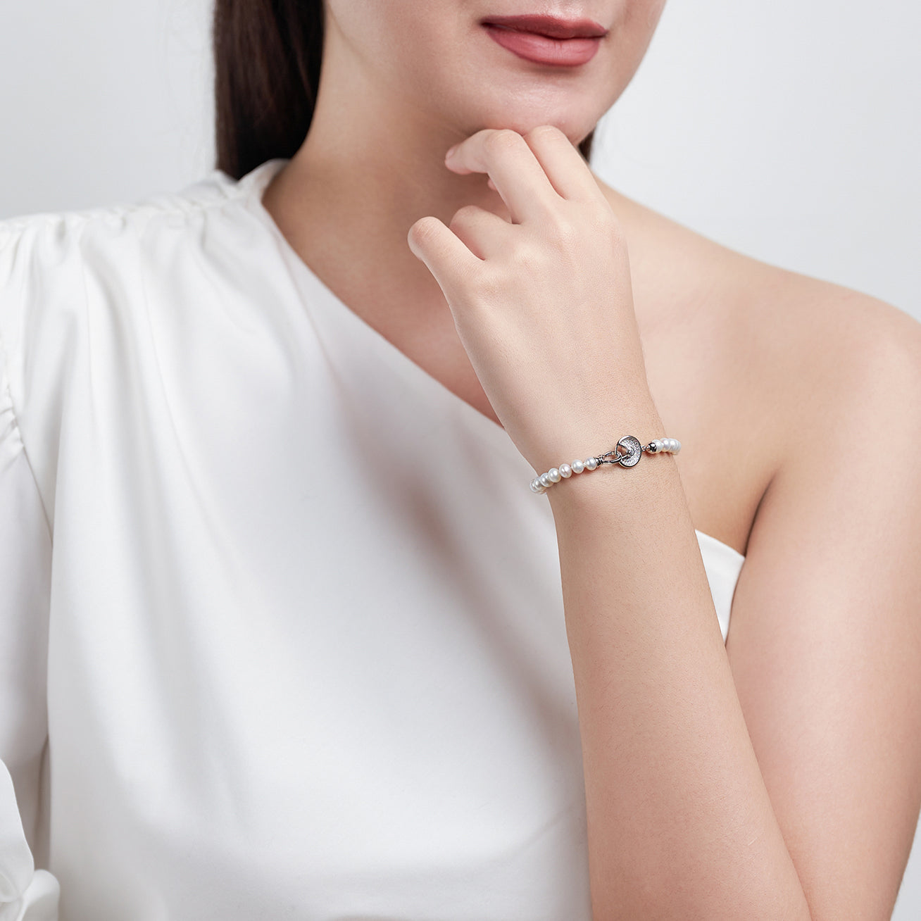 Brilliant Lustre White Freshwater Pearl Bracelet WB00226 - PEARLY LUSTRE