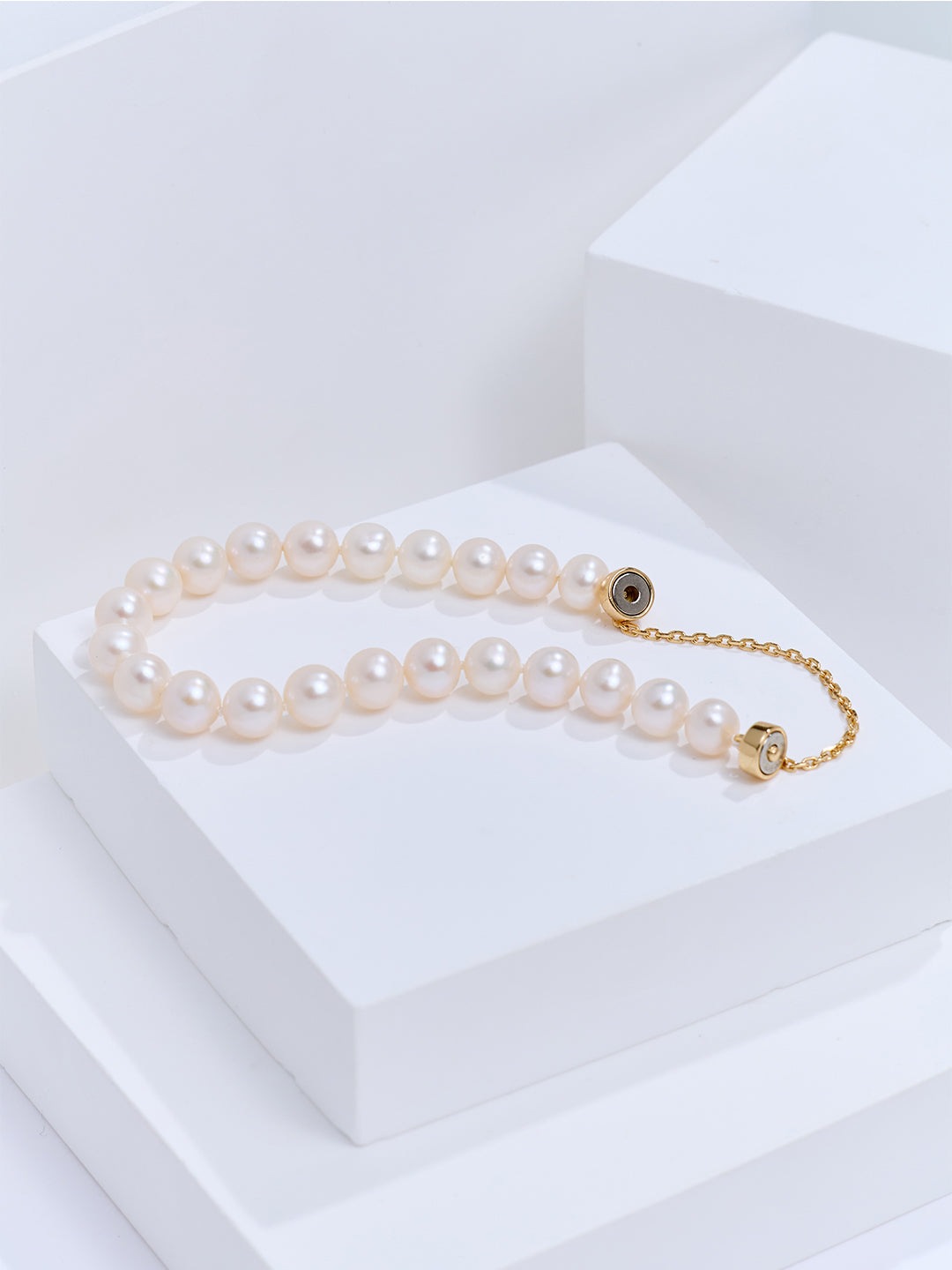 Top Lustre Freshwater Pearl Bracelet WB00356