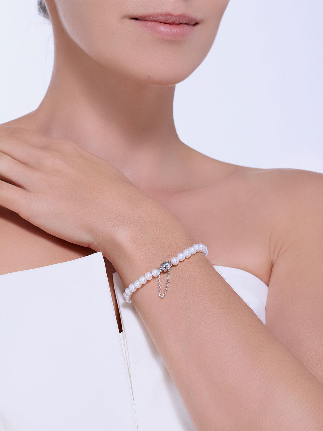 Elegant Freshwater Pearl Bracelet WB00357