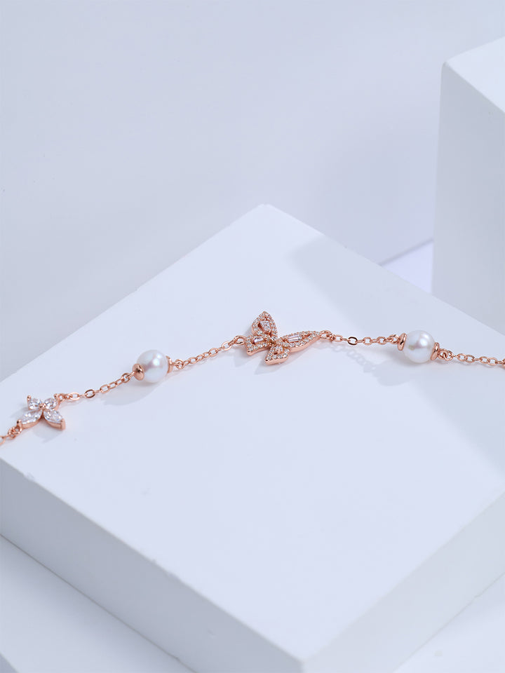 Elegant Pearl Bracelet WB00365 | BUTTERFLY