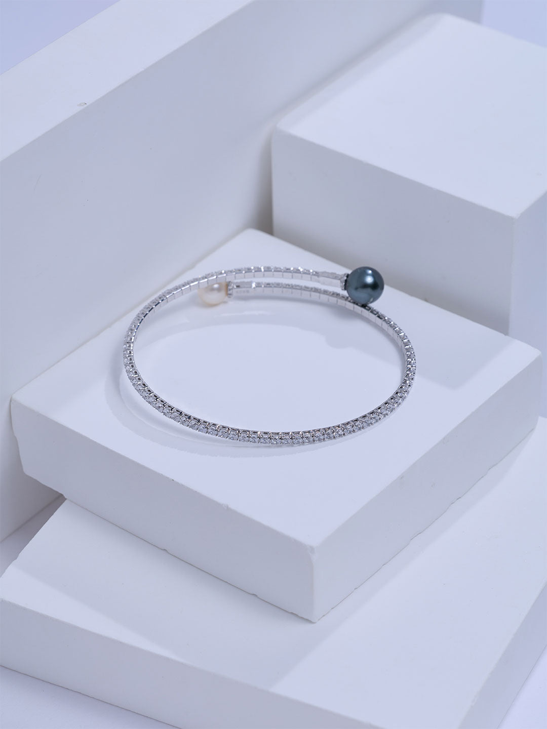Top Grade Fresh Water and Tahitian Pearl Bracelet WB00372