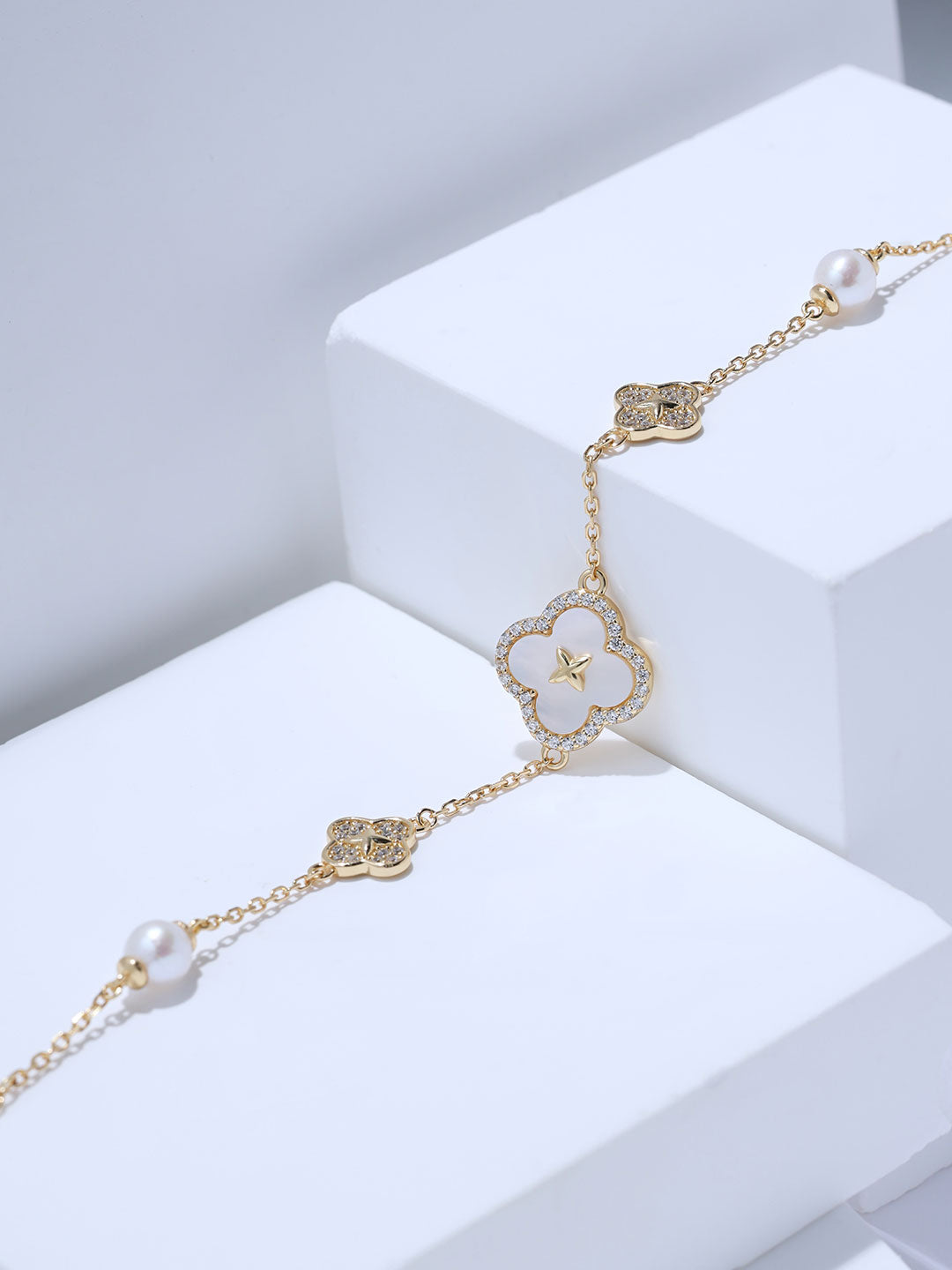 Elegant Freshwater Pearl Bracelet WB00380 | PERANAKAN