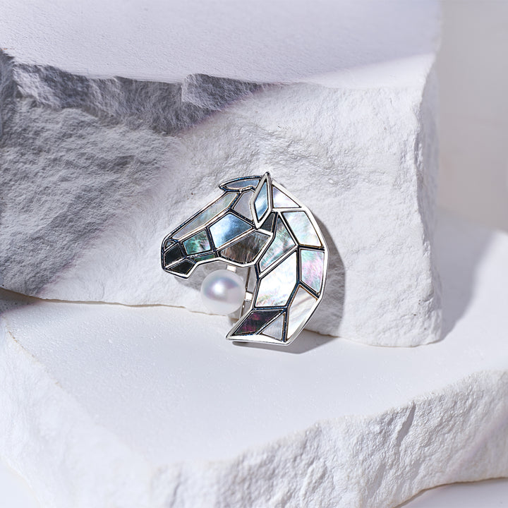 トップグレード淡水パールブローチ WC00083| HORSE