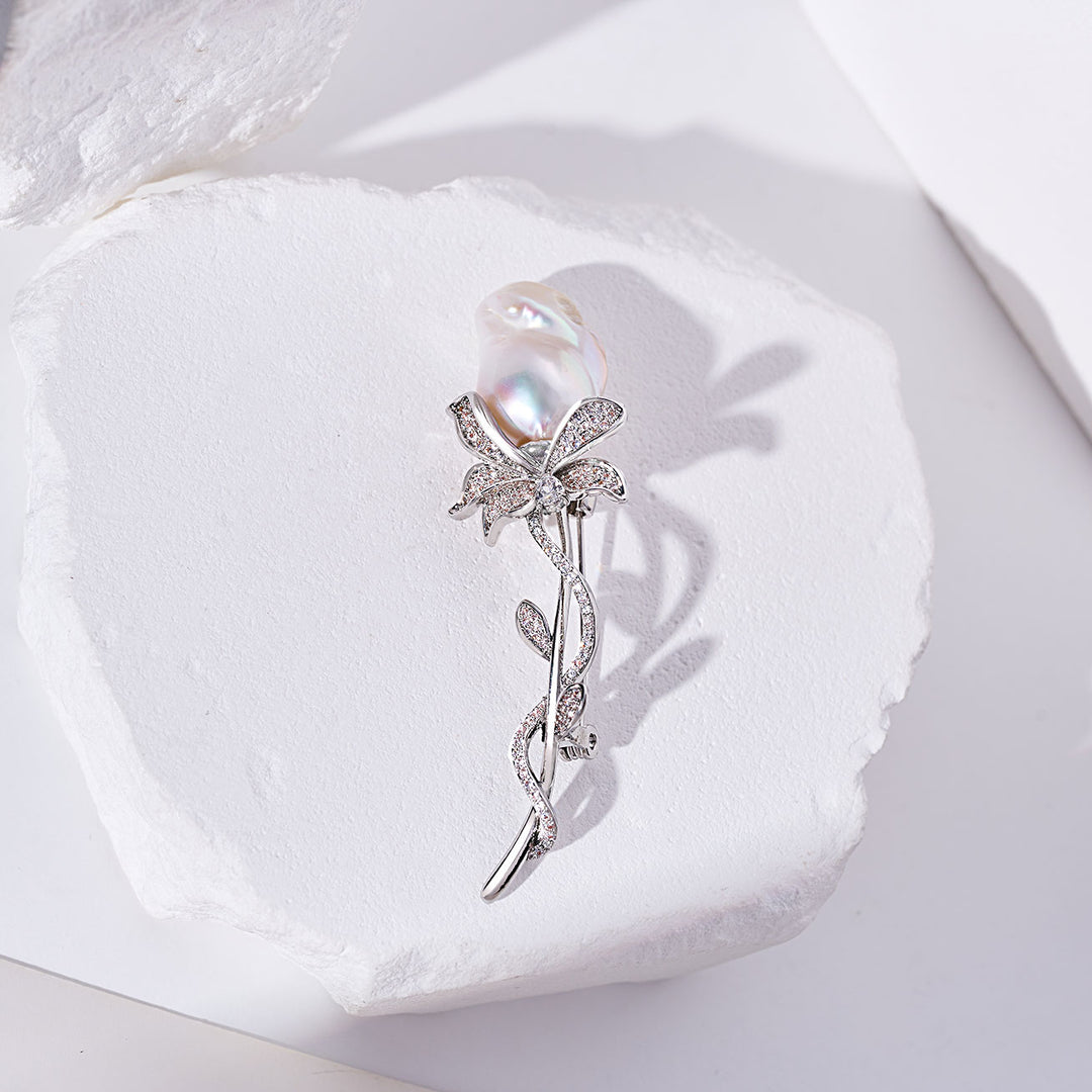 Elegant Baroque Pearl Brooch WC00086 - PEARLY LUSTRE