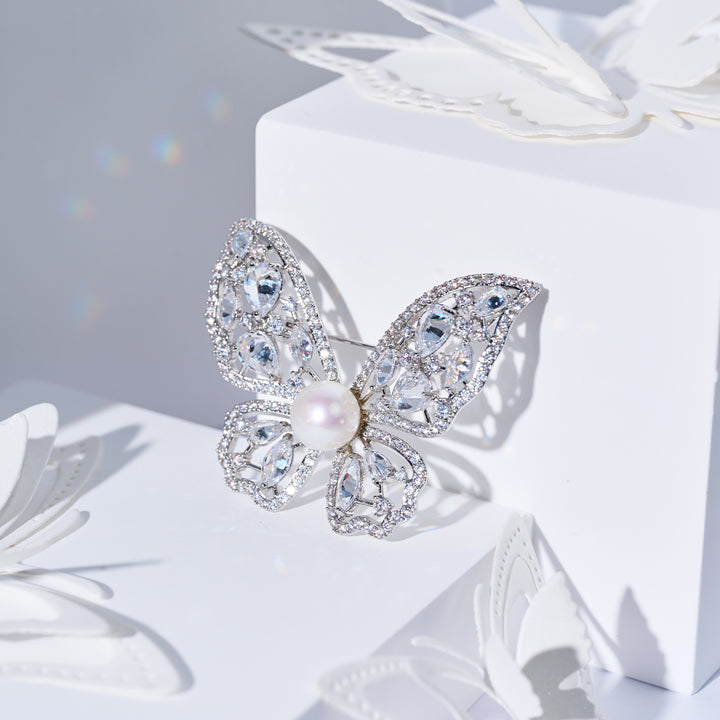 دبوس لؤلؤ مياه عذبة أنيق WC00088 | BUTTERFLY