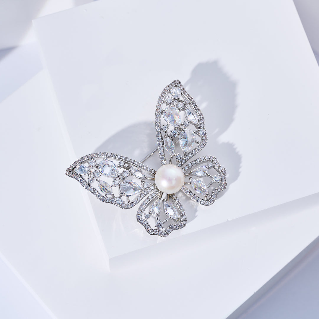 دبوس لؤلؤ مياه عذبة أنيق WC00088 | BUTTERFLY