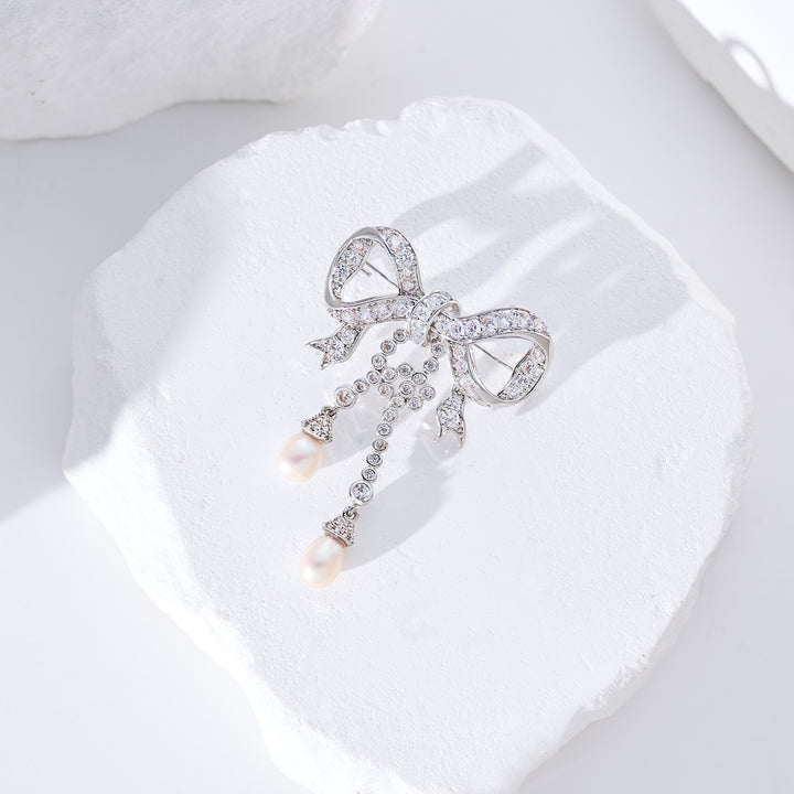 Elegant Freshwater Pearl Brooch WC00094