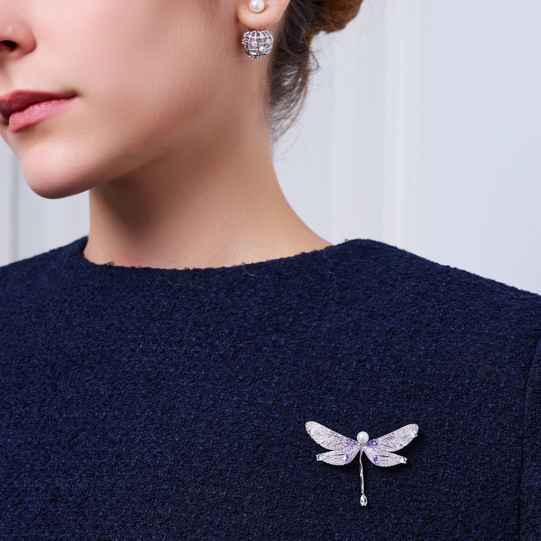 Spilla elegante con perla d'acqua dolce WC00102