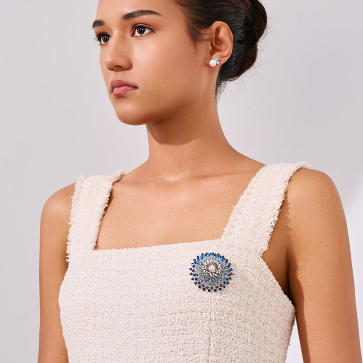 Elegant Freshwater Pearl Brooch WC00114