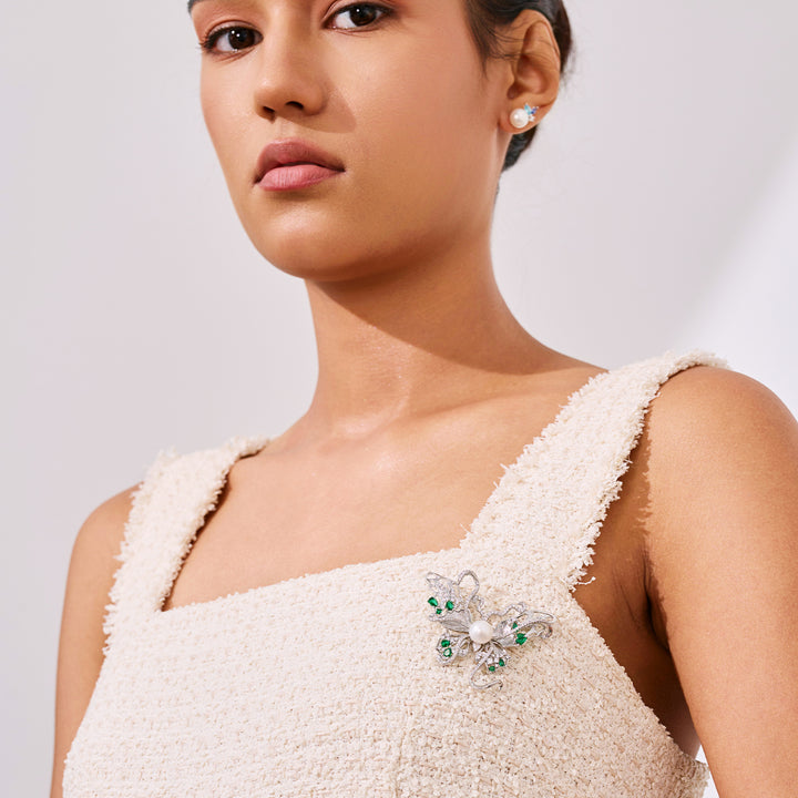 Elegant Freshwater Pearl Brooch WC00118