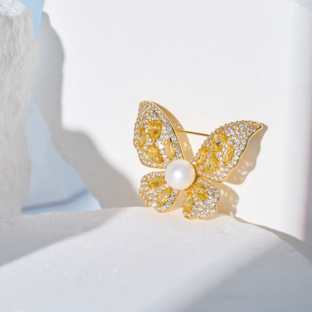 Elegant Freshwater Pearl Brooch WC00119 | BUTTERFLY