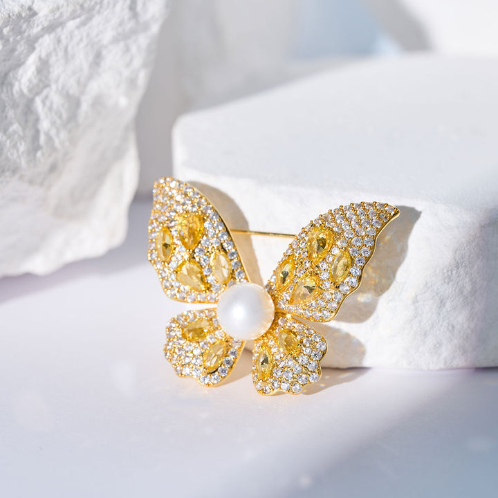 Elegant Freshwater Pearl Brooch WC00119 | BUTTERFLY