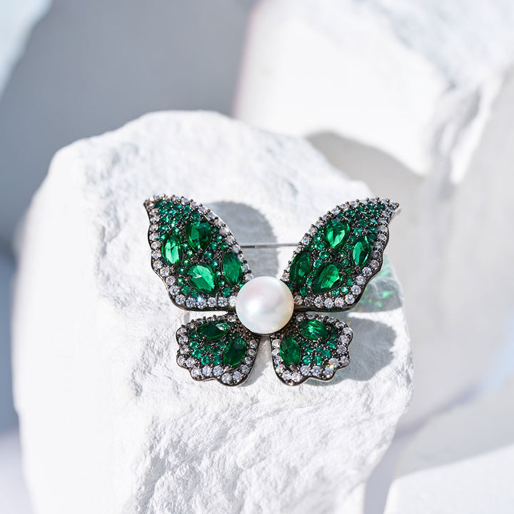 Elegant Freshwater Pearl Brooch WC00120 | BUTTERFLY