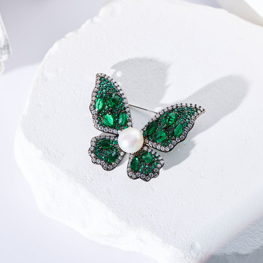 Elegant Freshwater Pearl Brooch WC00120 | BUTTERFLY