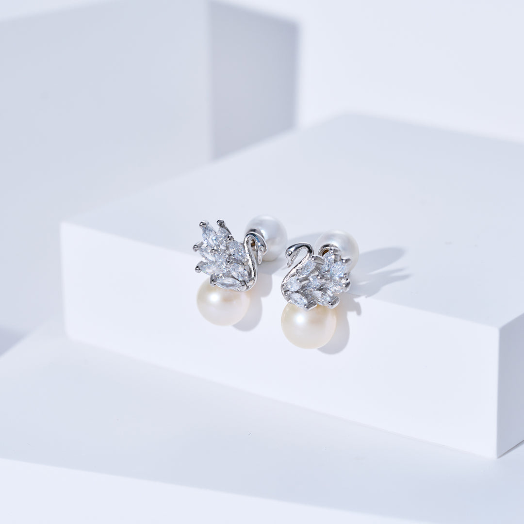 Elegant Freshwater Pearl Earrings WE00041