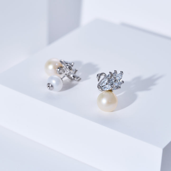Elegant Freshwater Pearl Earrings WE00041