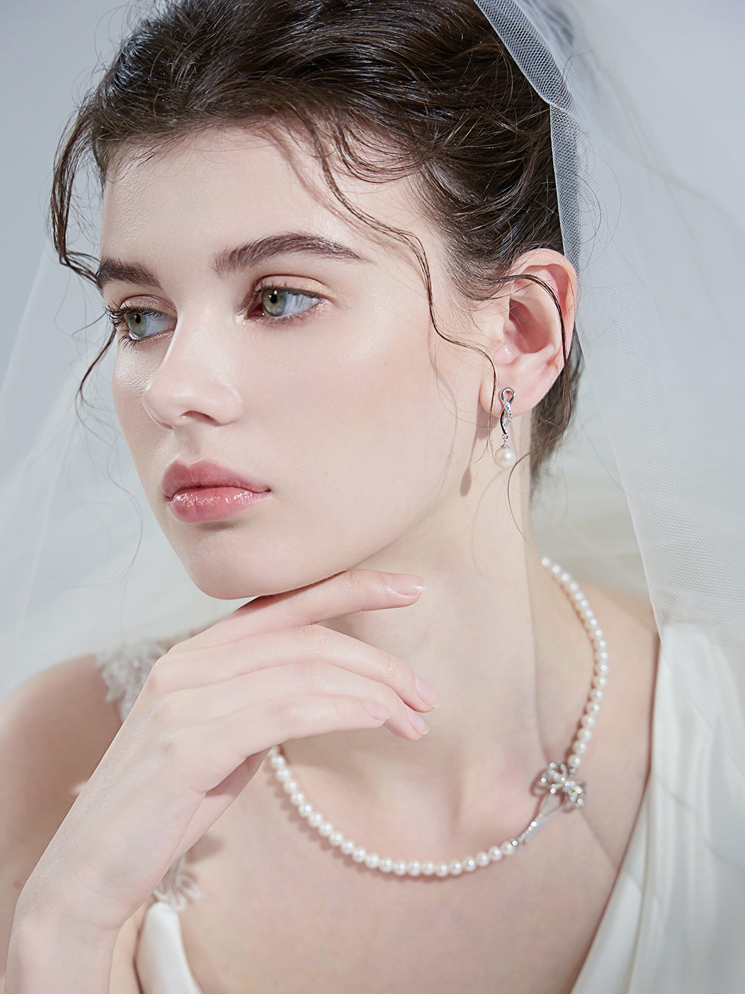 Elegant Freshwater Pearl Earrings WE00078