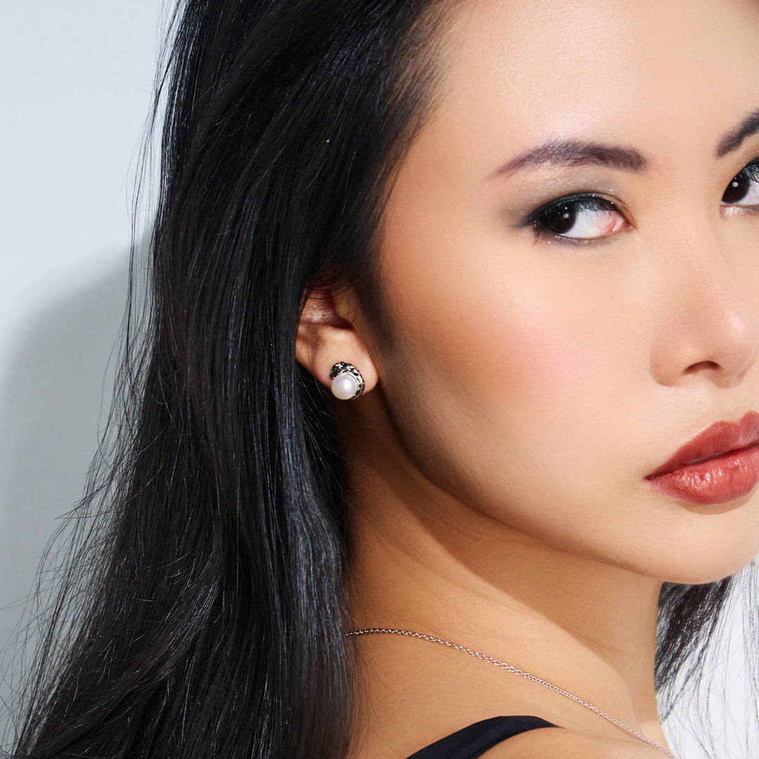 Panther Freshwater Pearl Earrings WE00119 | SAFARI - PEARLY LUSTRE